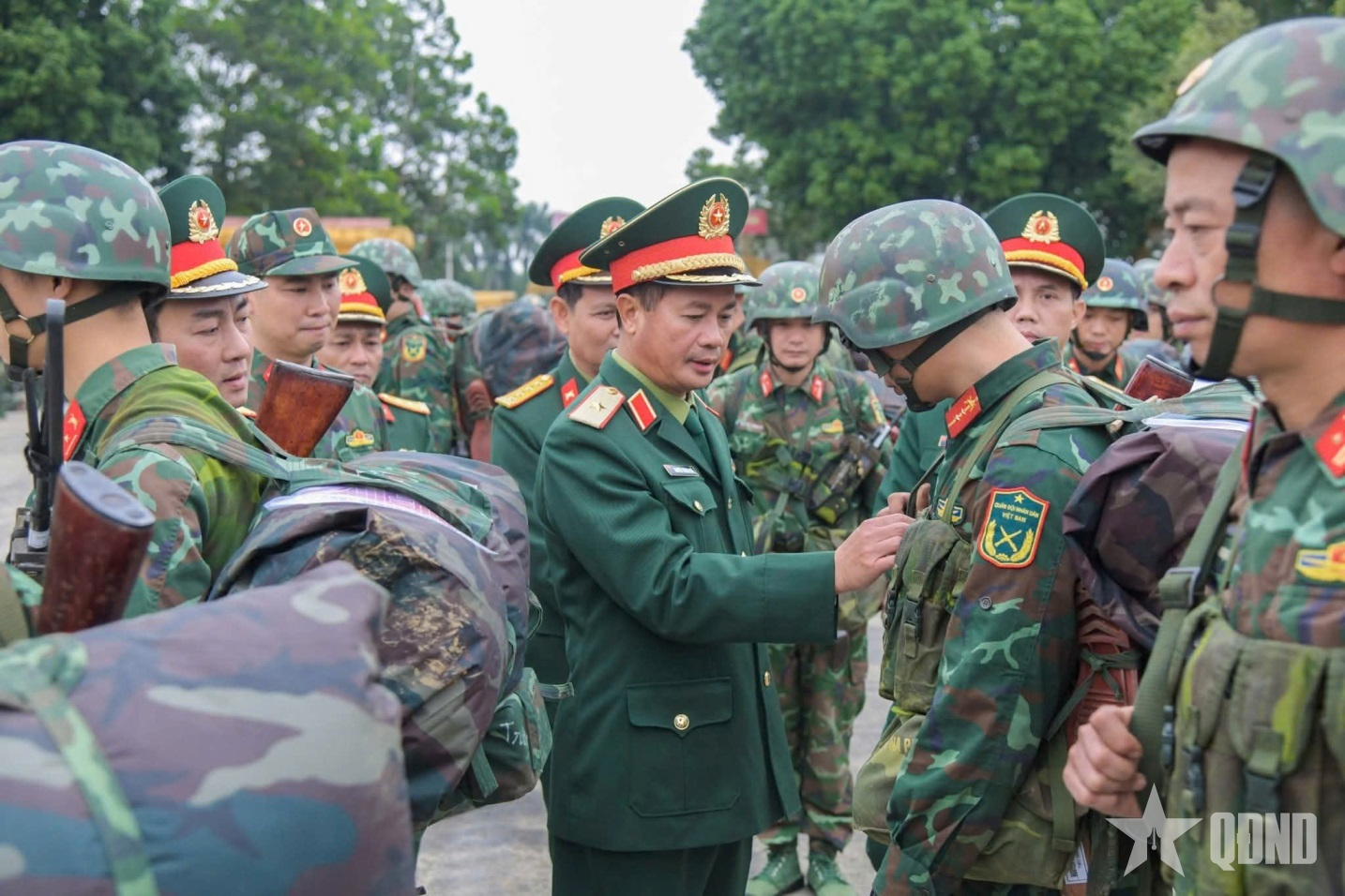 Xuân về trên thao trường người chiến sĩ